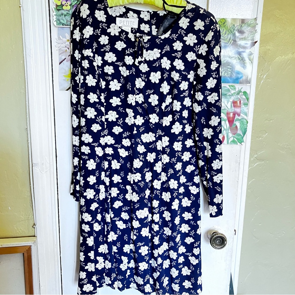 Vintage Petite Sophisticated Blue Print Dress 100% Rayon size 10